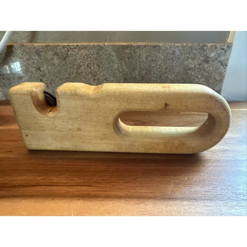 VTG Chicago Cutlery Wooden‎ Knife Sharpener Ceramic Wheel Kitchen Tool